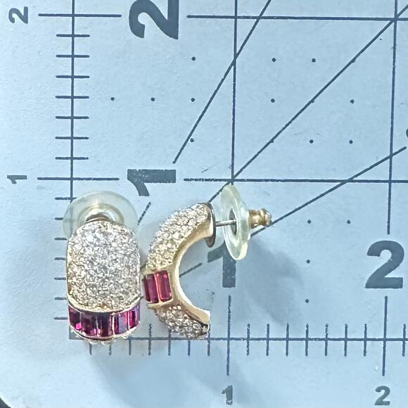 Christian Dior vintage altered gold tone half hoop Swarovski rhinestone earrings - Picture 8 of 8